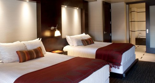 デラックスホテルルーム / Signature Hotel Room